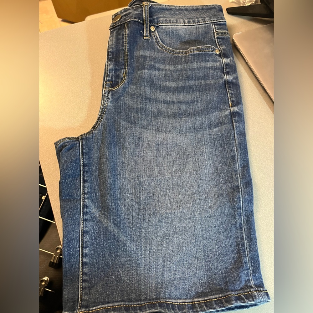 Women’s Seven7 Blue Bermuda Jean Shorts; Used, Like New; Size 12